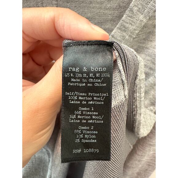 RAG & BONE | Gray Contrast Merino Wool V-Neck Sweater | Medium - Picture 6 of 7